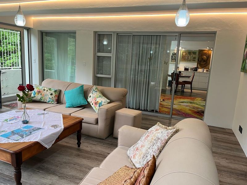 Beautifully decorated one bed apartment off the main house - Photo 2