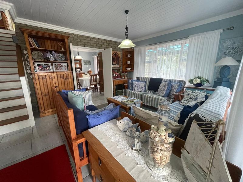 Cottage Style Charm - Photo 7