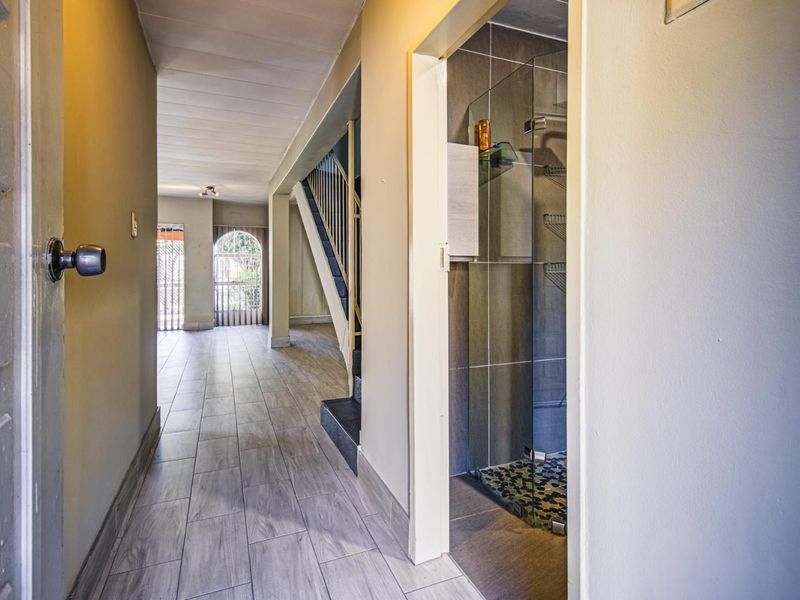 Secure living in the heart of Goedeburg! - Photo 1