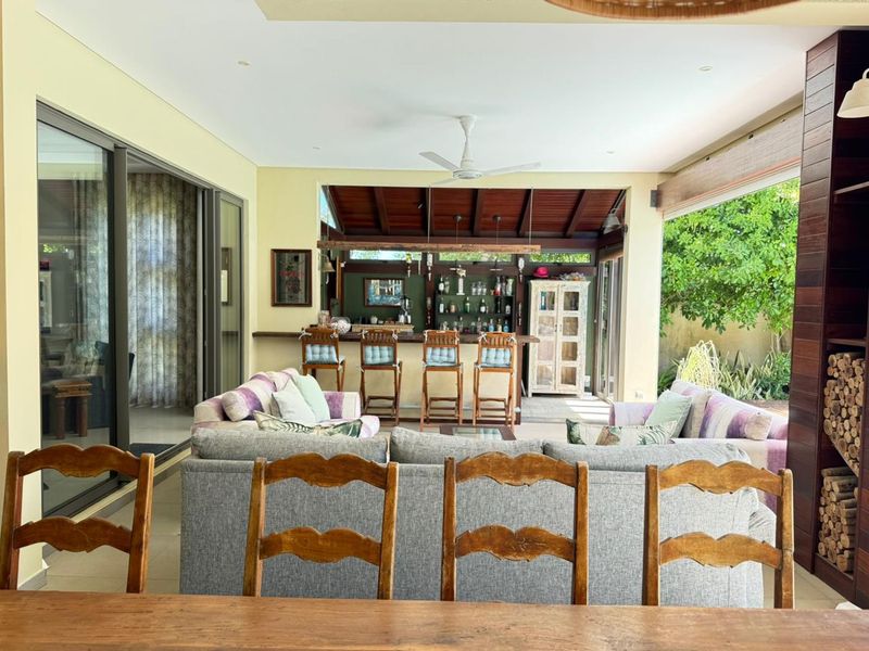 Luxury spacious home - Photo 6