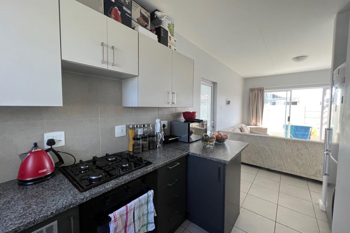 Lock up and go in Fairview. - Photo 3