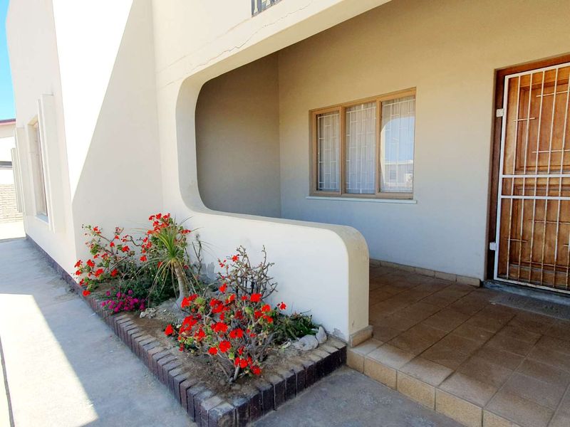 3 Easy steps, 1 sign the contract, 2 pay and 3 move in for your December holiday. - Photo 5