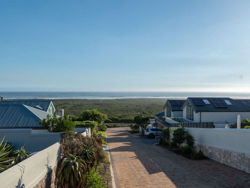 360degree Views - Golf course & Sea - Photo 7