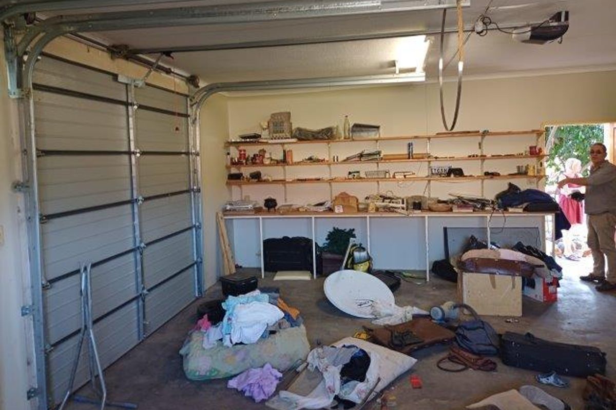 Property with lots of potential For Sale - Photo 2
