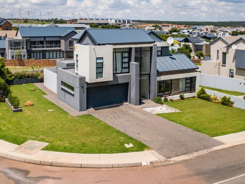 3 Bedroom for Sale , - Photo 3