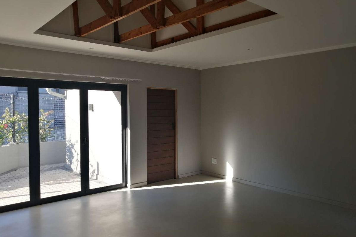 Modern Home to rent in Morningside Manor - Photo 3