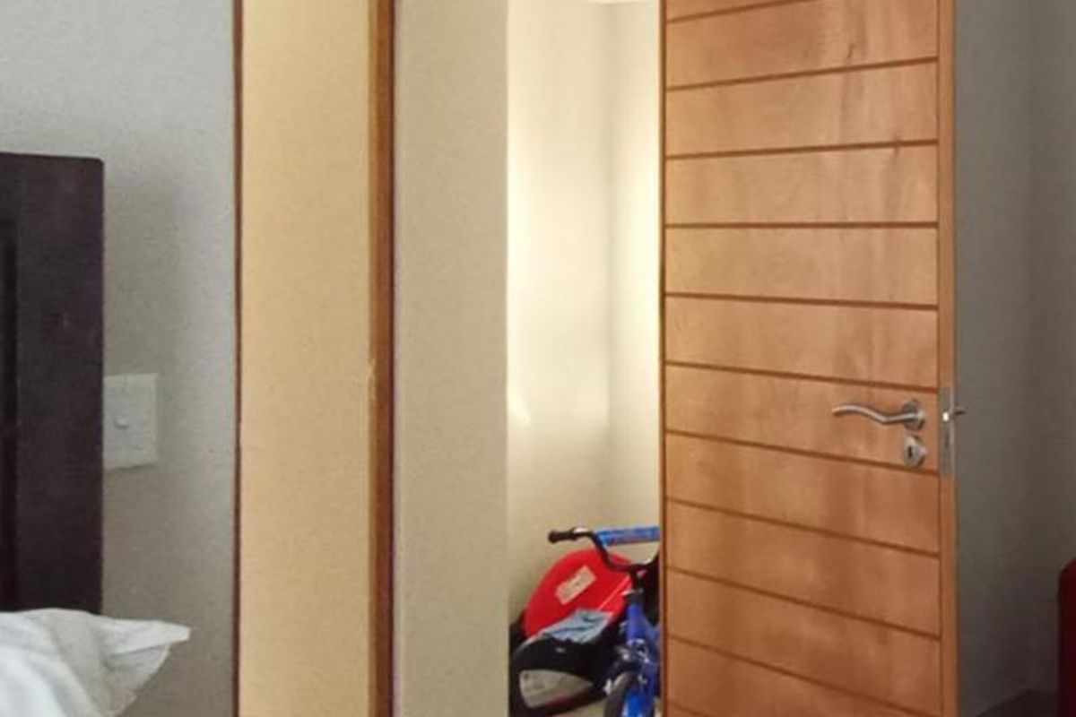 A home that reflects your success. - Photo 5