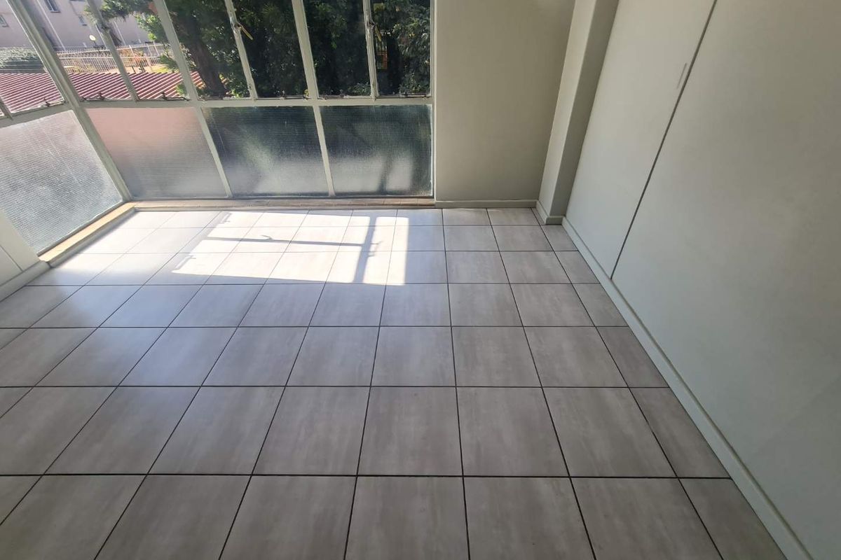 Lantana, Bachelor to rent - Photo 5