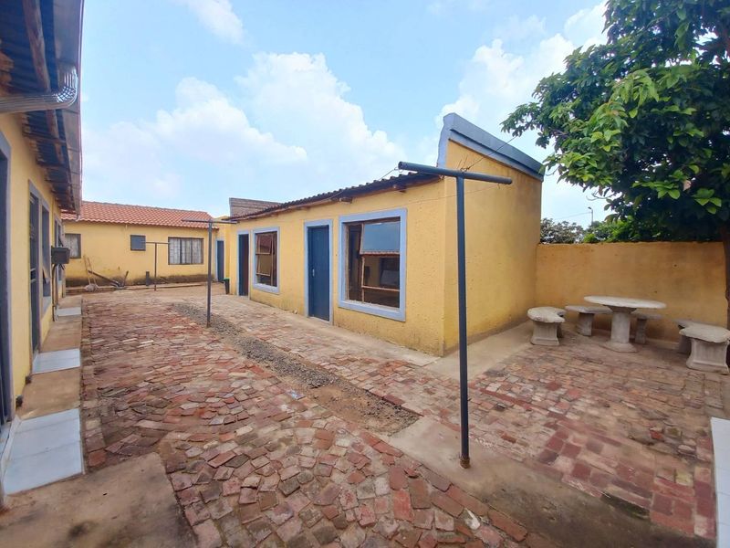 Two Bedrooms RDP house with Nine outside rooms for sale - Photo 4