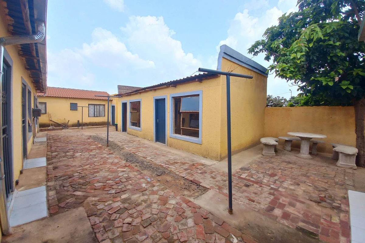 Two Bedrooms RDP house with Nine outside rooms for sale - Photo 4