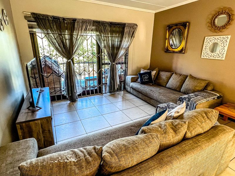 2 Bedroom Ground Floor, Pet‐Friendly Unit with Private Garden in Bakara - Photo 10
