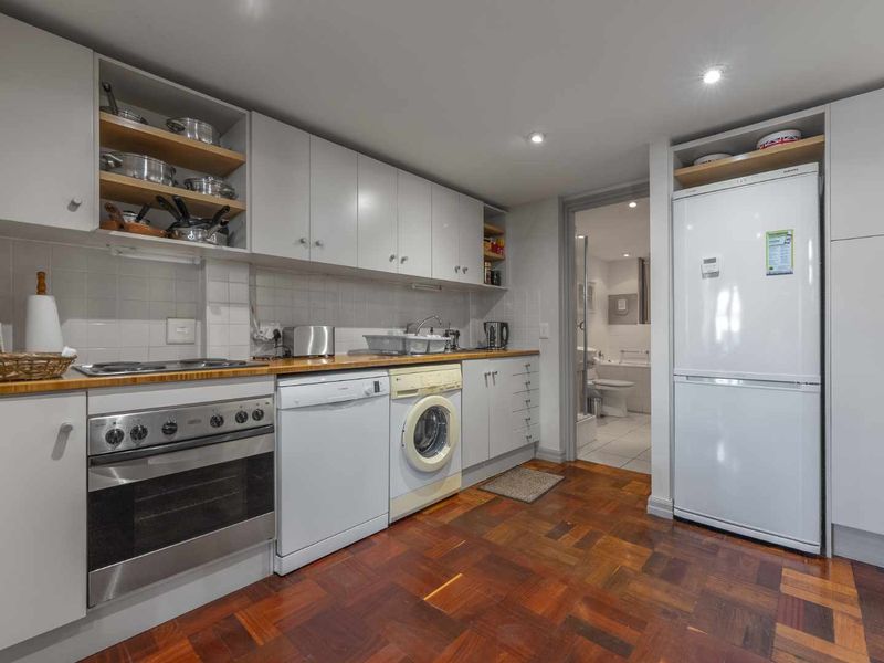 An extra special apartment in the art deco masterpiece - Mutual Heights - Photo 8