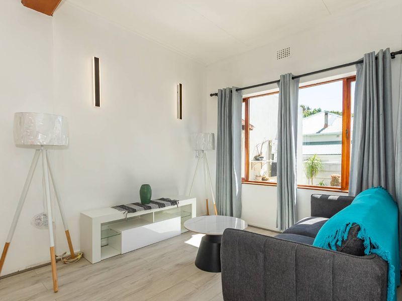 A Rare Gem in the Heart of Lakeside - Photo 6