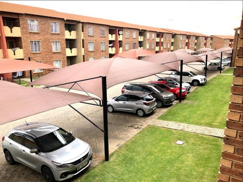 2 Bedroom Apartment for Sale in Pebble Falls - Photo 3