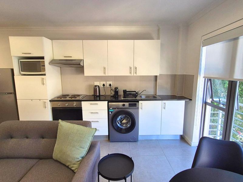 Stylish Fully Furnished Studio in The Beaumont – Ready to Move In! - Photo 5
