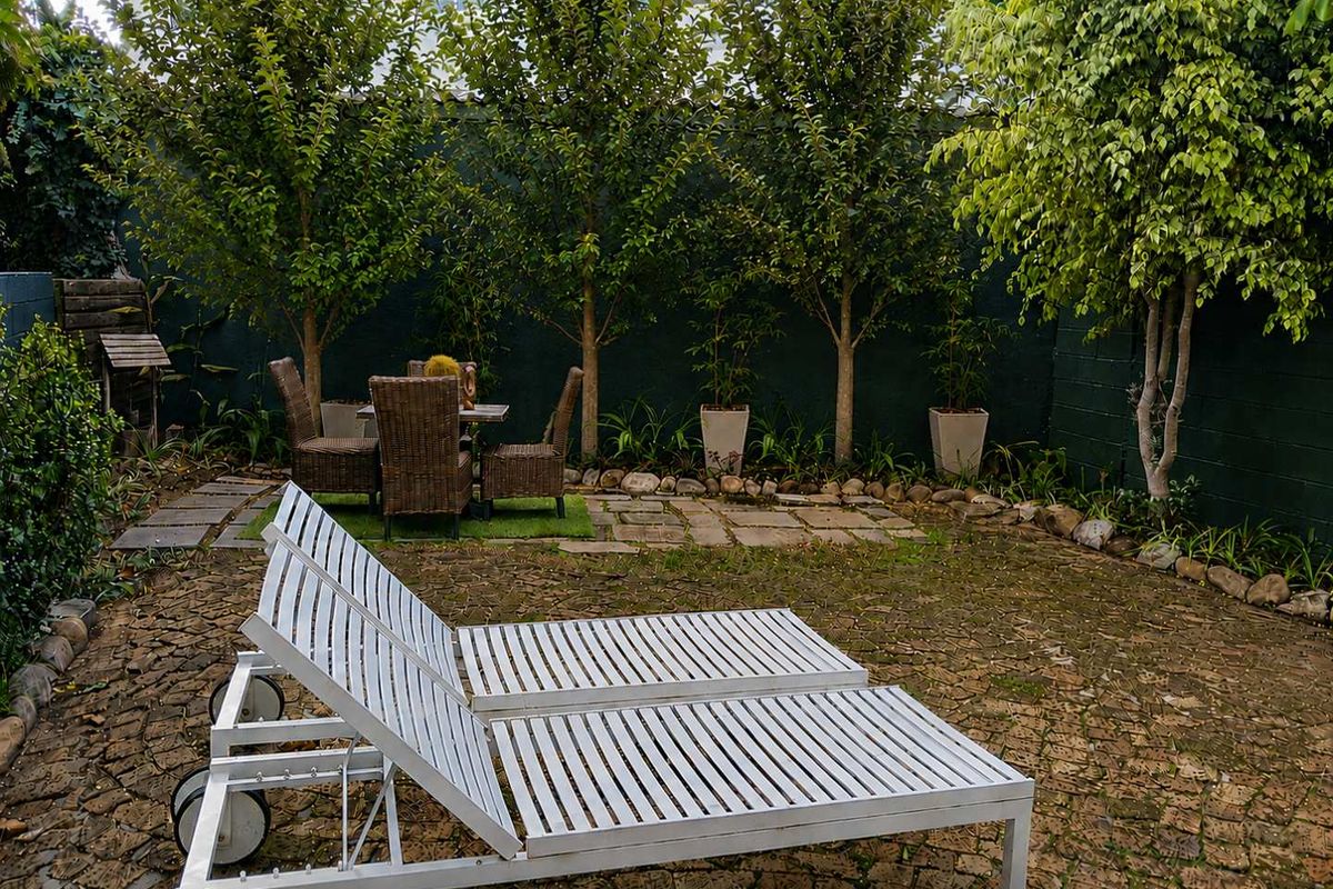 3 Bedroom Home in Rondebosch - Photo 3