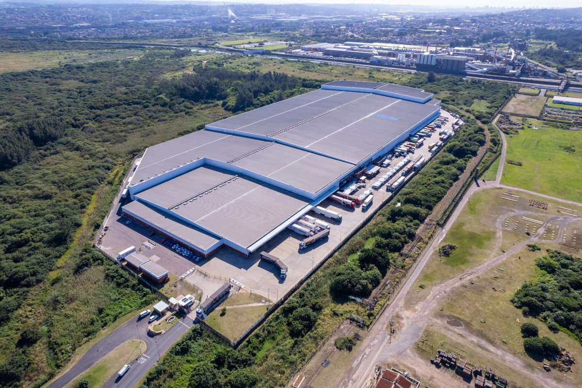 29,677m2 Large-Format Warehouse to Let in Prospecton - Photo 3