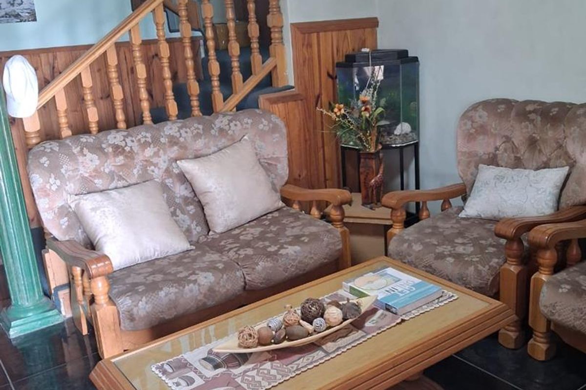 Spacious 4-Bedroom Duplex for Sale – Ideal for Families or Investment! - Photo 3