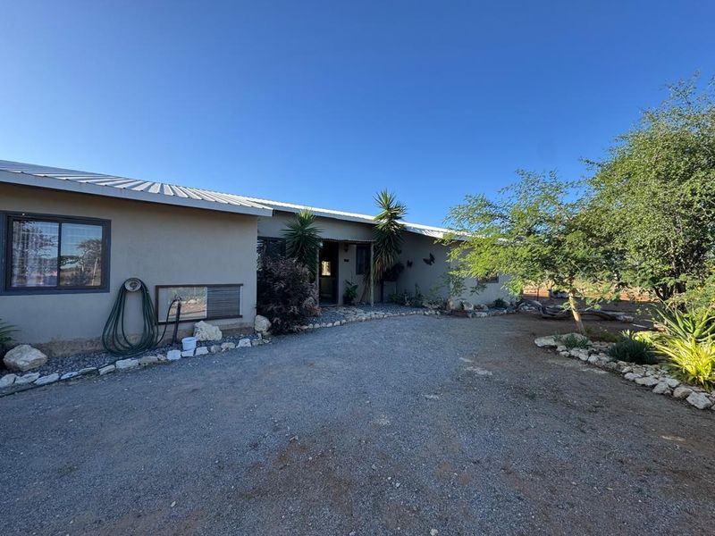 Escape the Hustle – Embrace the Beauty of Farm Life - Photo 9