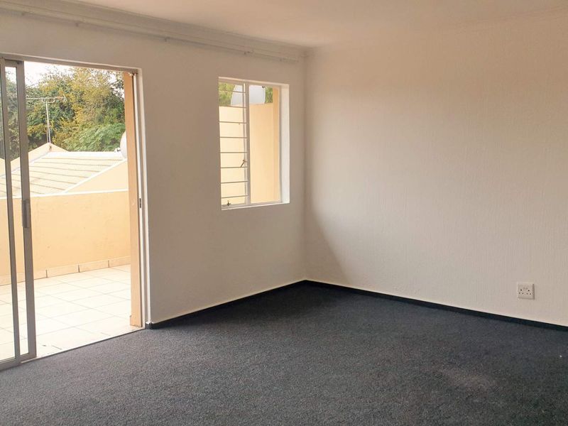 Don't miss the opportunity to experience comfortable & convenient living. - Photo 9