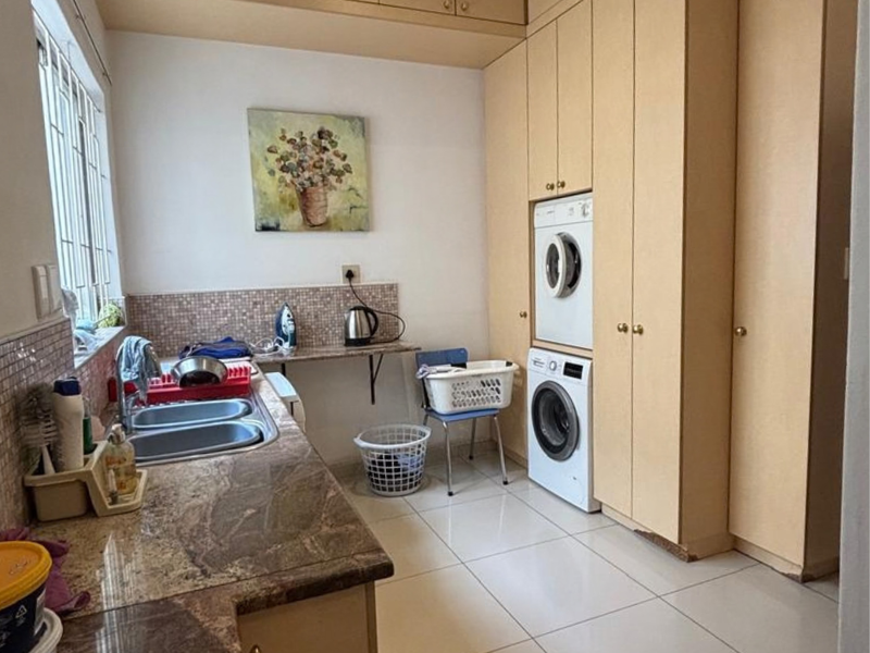 Family Home For Sale | Ludwigsdorf | N$8 450 000 - Photo 7
