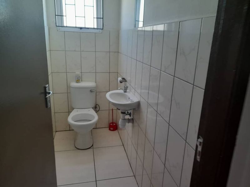 Bussiness premises & flat - Narraville - Photo 6