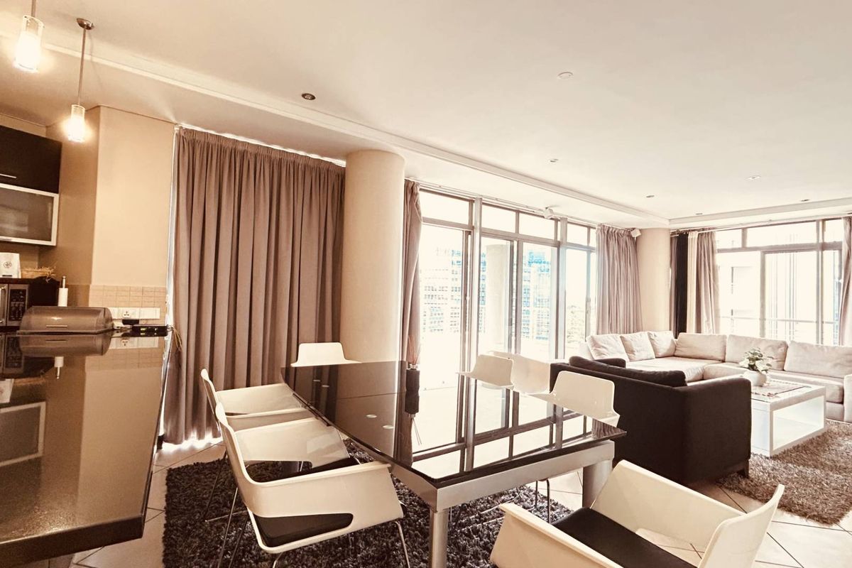 Where contemporary design meets the pulse of the city. - Photo 2