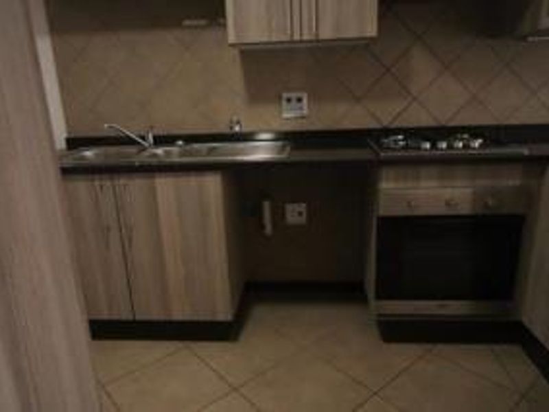 Luxury 2 Bedroom apartment to rent - Photo 10