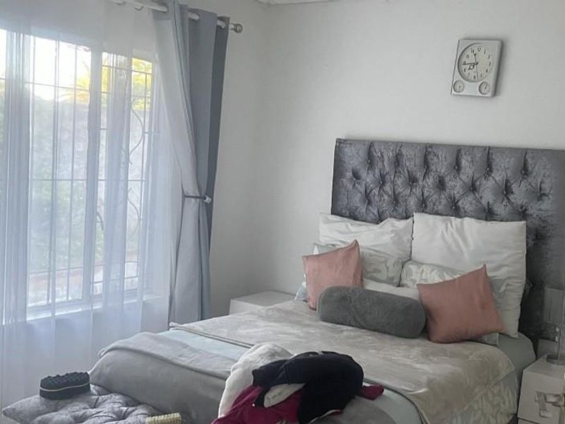 Priced to sell property - Photo 6
