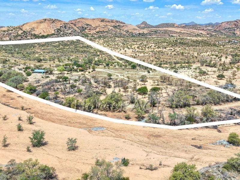 Erongo Region, Omaruru:  Agricultural Smallholding with Tourist Accommodation for Sale - Photo 3