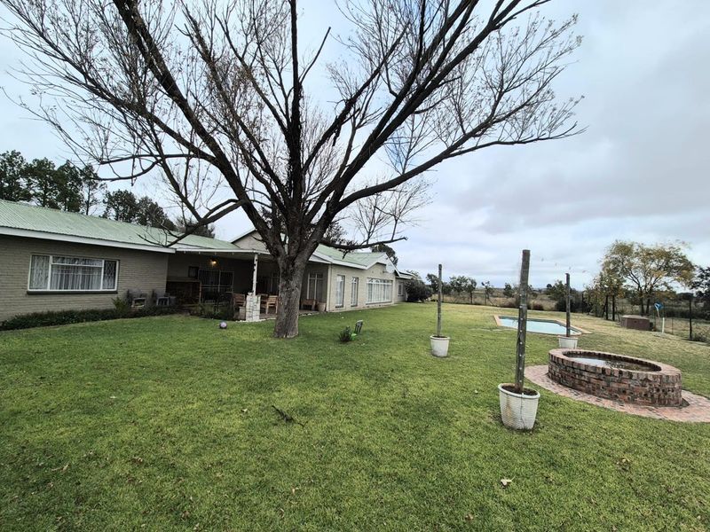 Riverside Smallholding with Pecan Orchard, Pool and Solar - Photo 3
