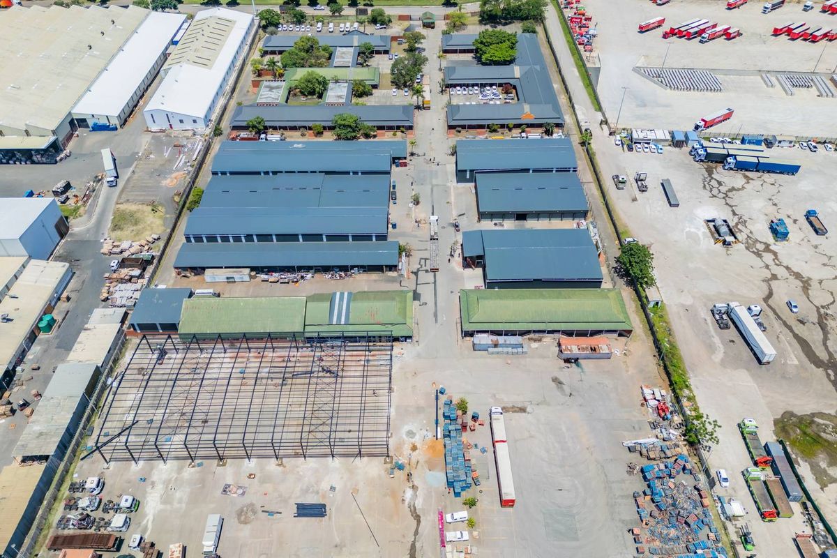 Industrial Campus for Sale - Phoenix | Controlled Access + Hardstand - Photo 2