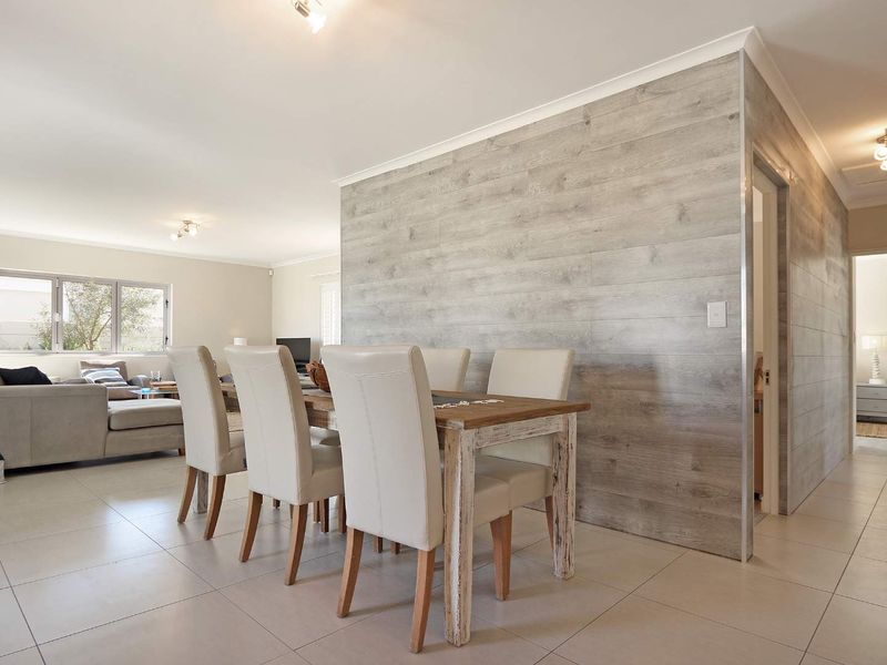 Spacious 3-Bedroom Family Home to Rent in Sunningdale - Photo 5