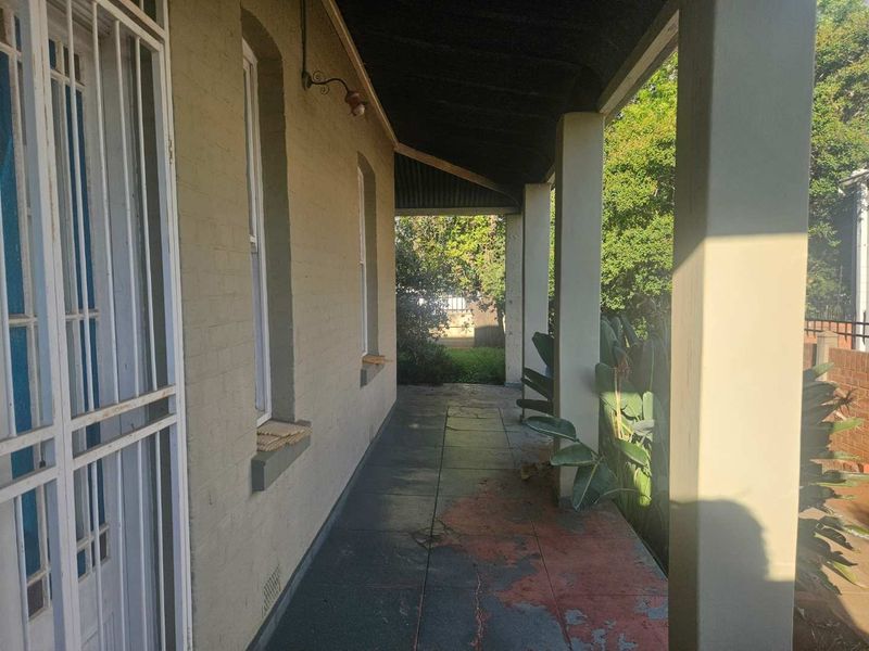 Bargain for  Investors ! - Photo 4