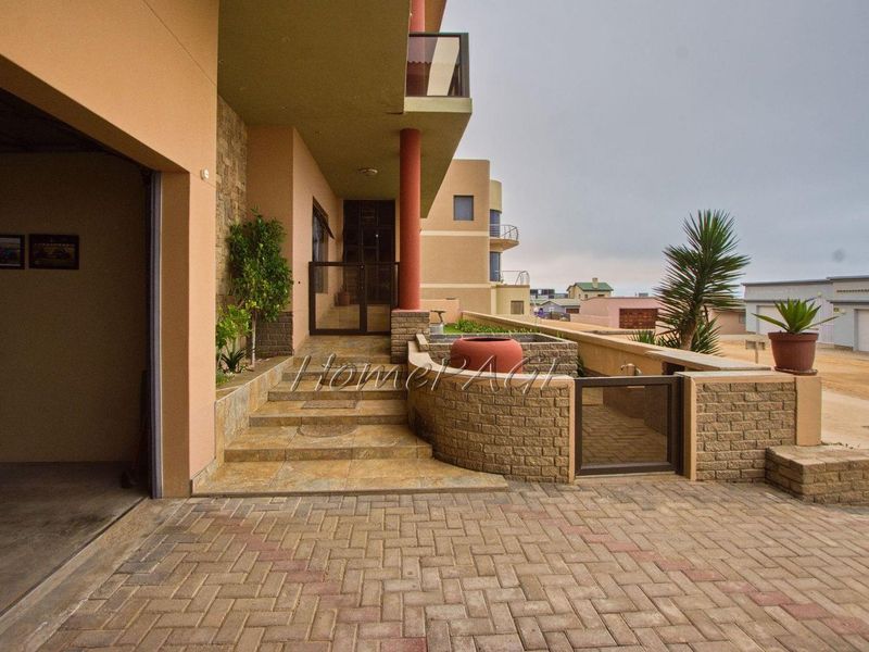 Ext 6, Beach Front, Henties Bay: HUGE 7 Bedr home with sea views for sale - Photo 2