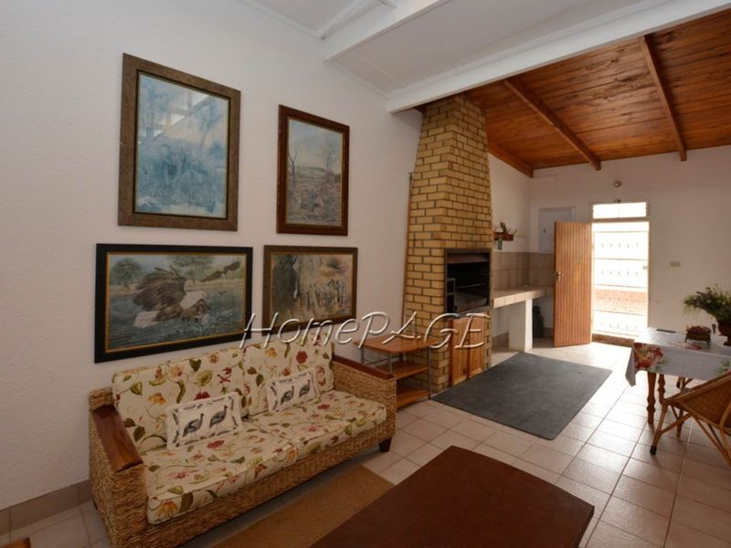 Ext 2 (North Dune), Henties Bay:  7 Bedr Home with AWESOME VIEWS - Photo 2