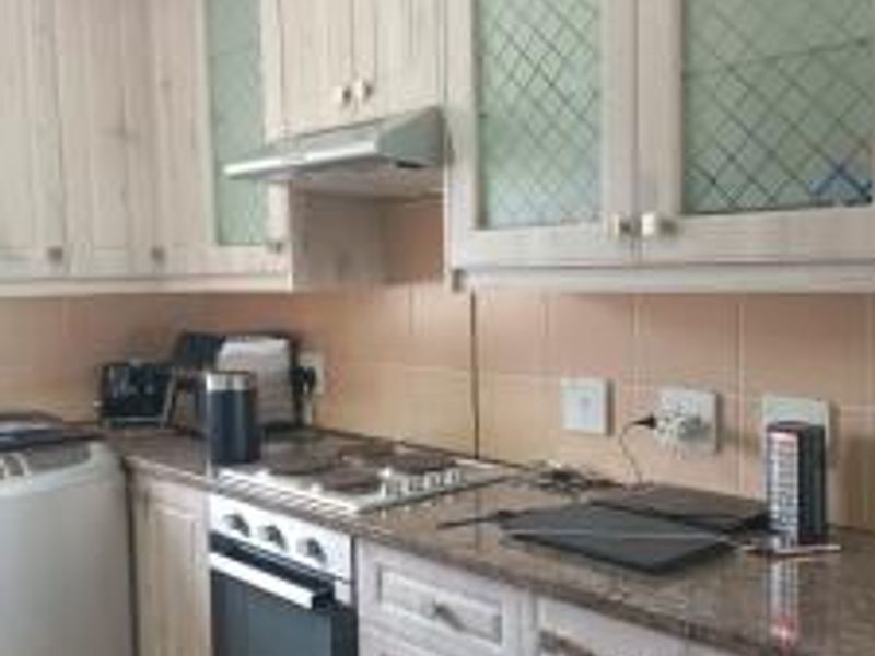 Ground Floor Apartment for Sale - Photo 6