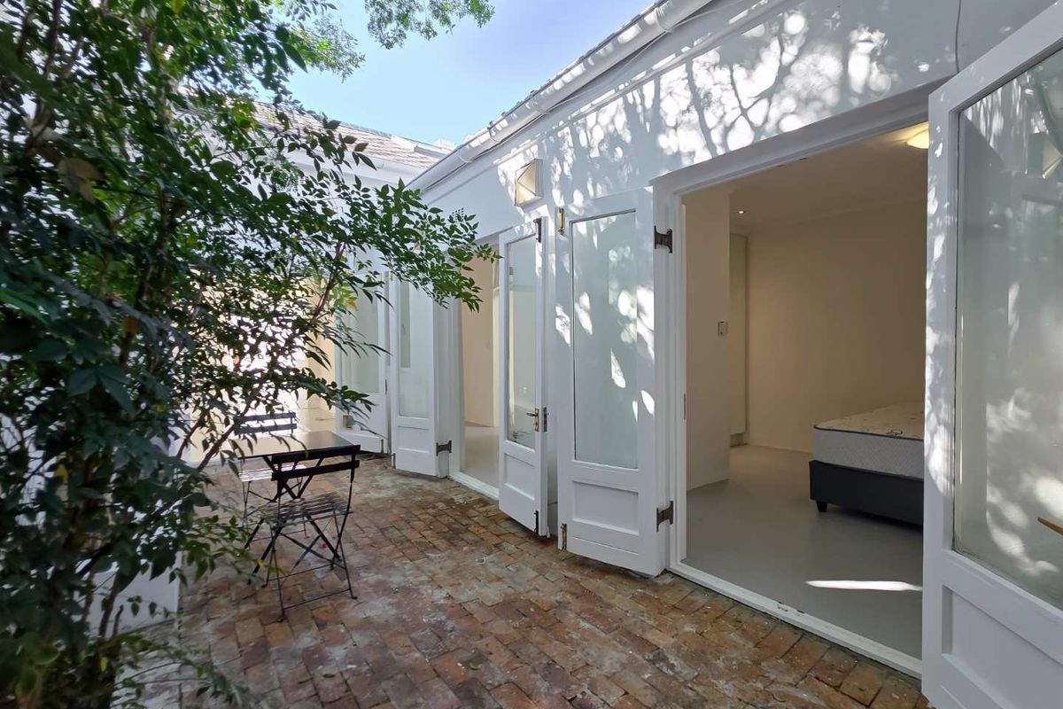 Two bedroom cottage for sale in Gardens - Photo 4