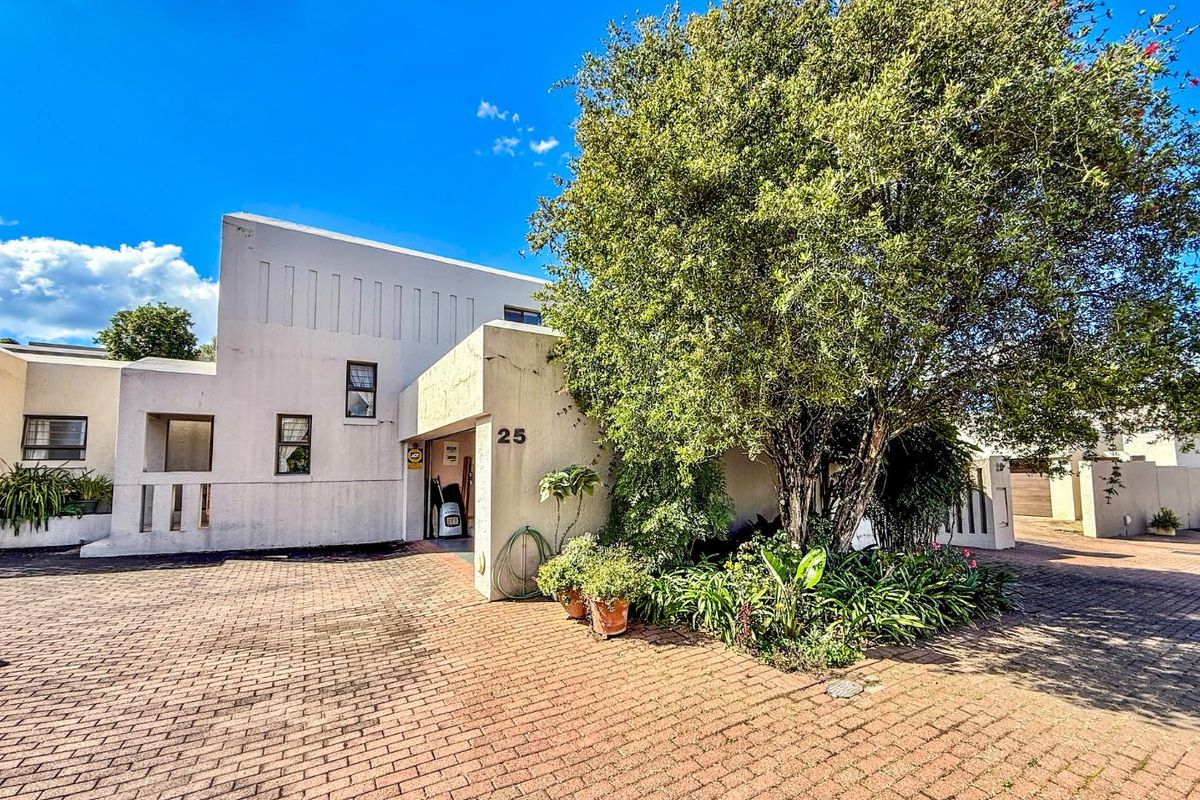 Prime Bryanston Gem Near St Stithians — Bring Your Vision - Photo 4
