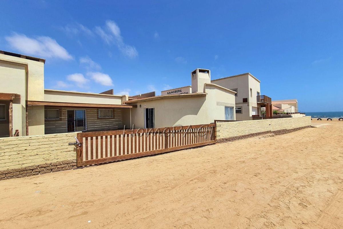 Ext 6, Henties Bay:  Home with 3 flats IN VERY GOOD AREA - Photo 5