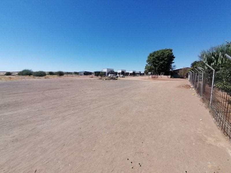 WELL-LOCATED LARGE RESIDENTIAL ERF FOR SALE IN MARIENTAL - Photo 3