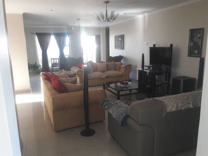 Situated in an area of high prices homes - Photo 3