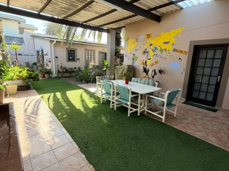 Furnished Home to Rent in Vineta, Swakopmund - Photo 2