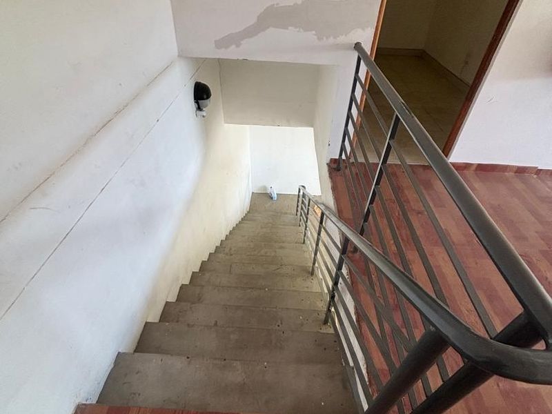 Industrial warehouse - Photo 5