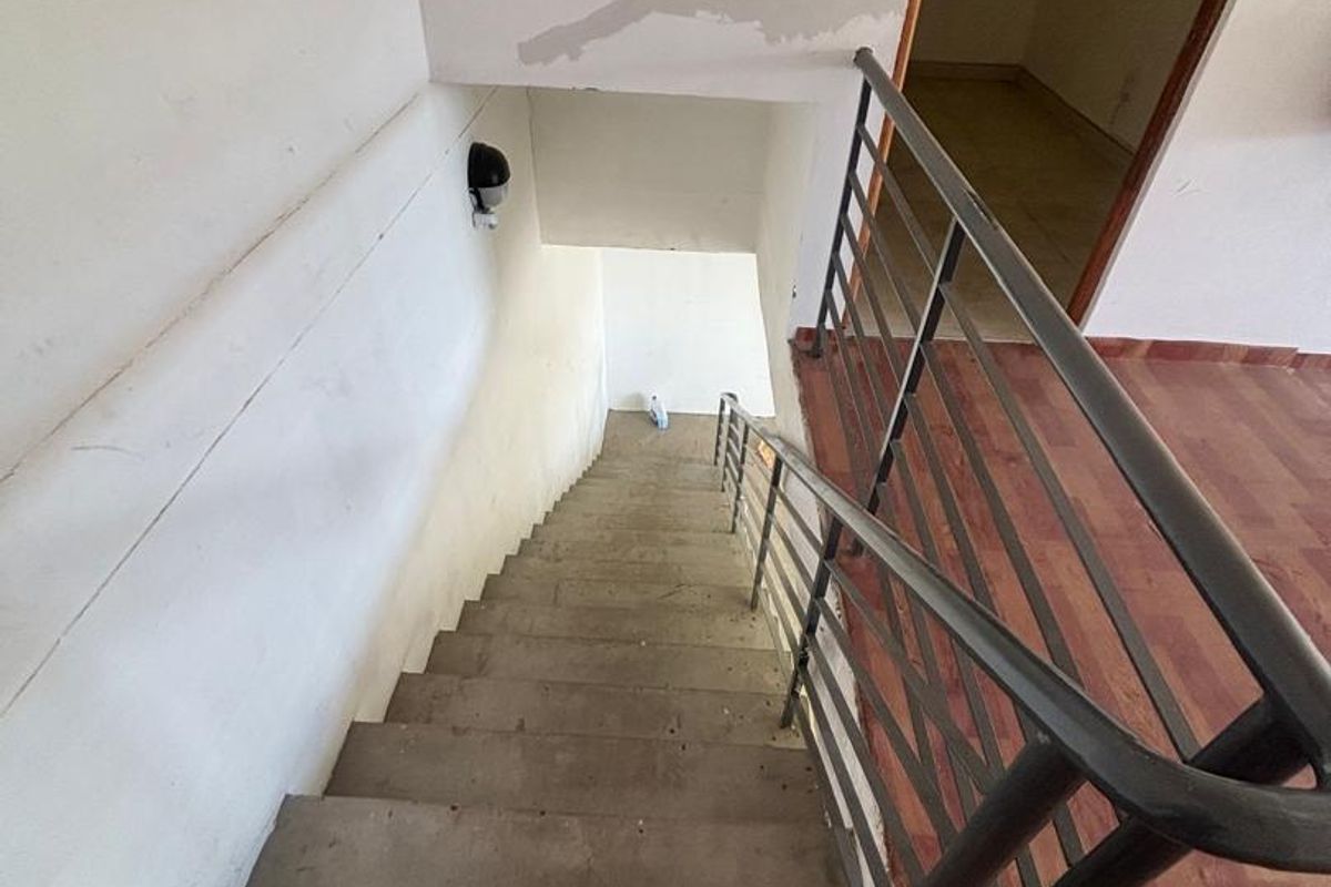 Industrial warehouse - Photo 5