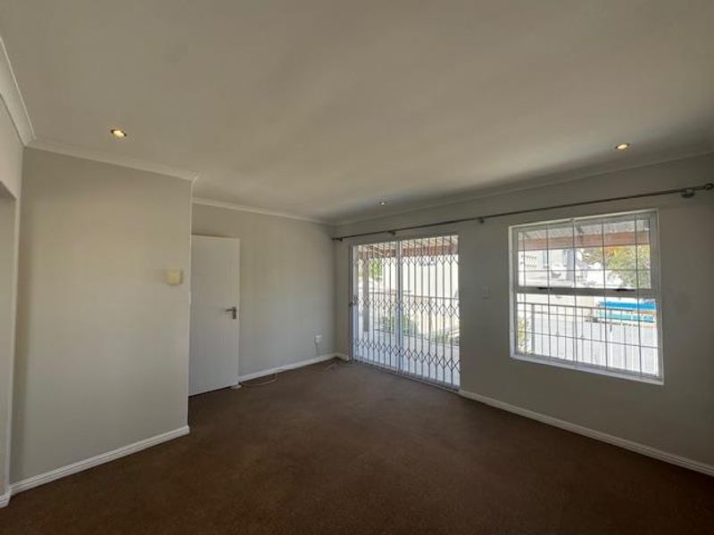 Beautiful Family Home for Rent in West Beach, Blouberg - Photo 7