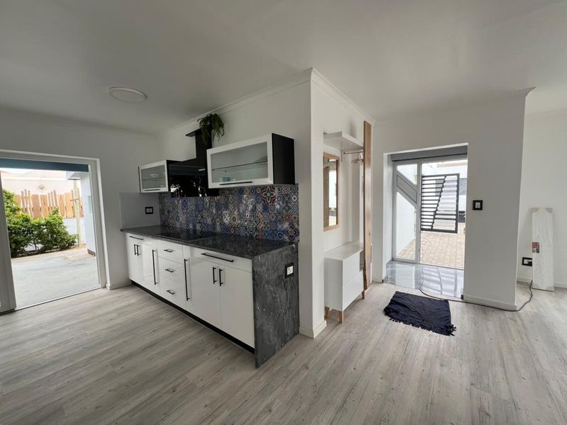 EXCEPTIONAL EUROPEAN STYLE HOME FOR SALE IN HAGE HEIGHTS - Photo 7