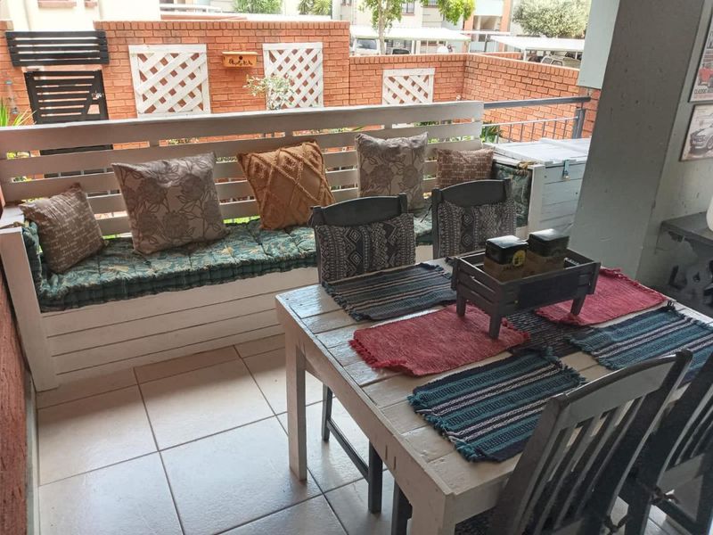 2 Bedroom Garden Aprtment for Sale in Greenstone Hill - Photo 4