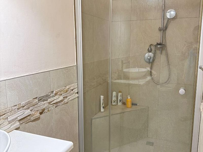 Spacious House for sale - Photo 7