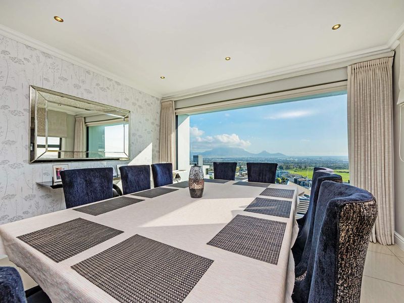 Baronetcy’s Ultimate Masterpiece – Live the Views You’ve Only Imagined - Photo 7